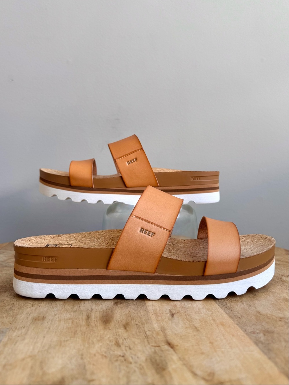 REEF Cushion Vista Hi Platform Sandals Women's Size 10 Natural Tan Slides Straps